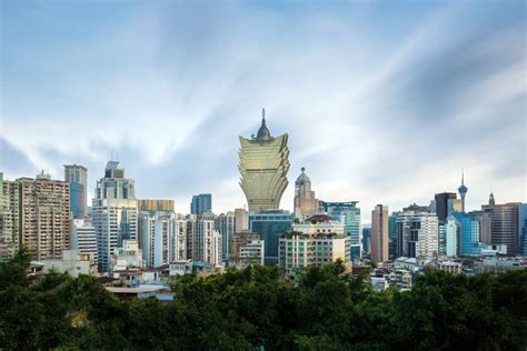 Find Cheap Flights Options to Macao .